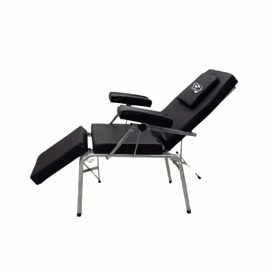 Hospital chair, available to quote for hospitals and clinics.
